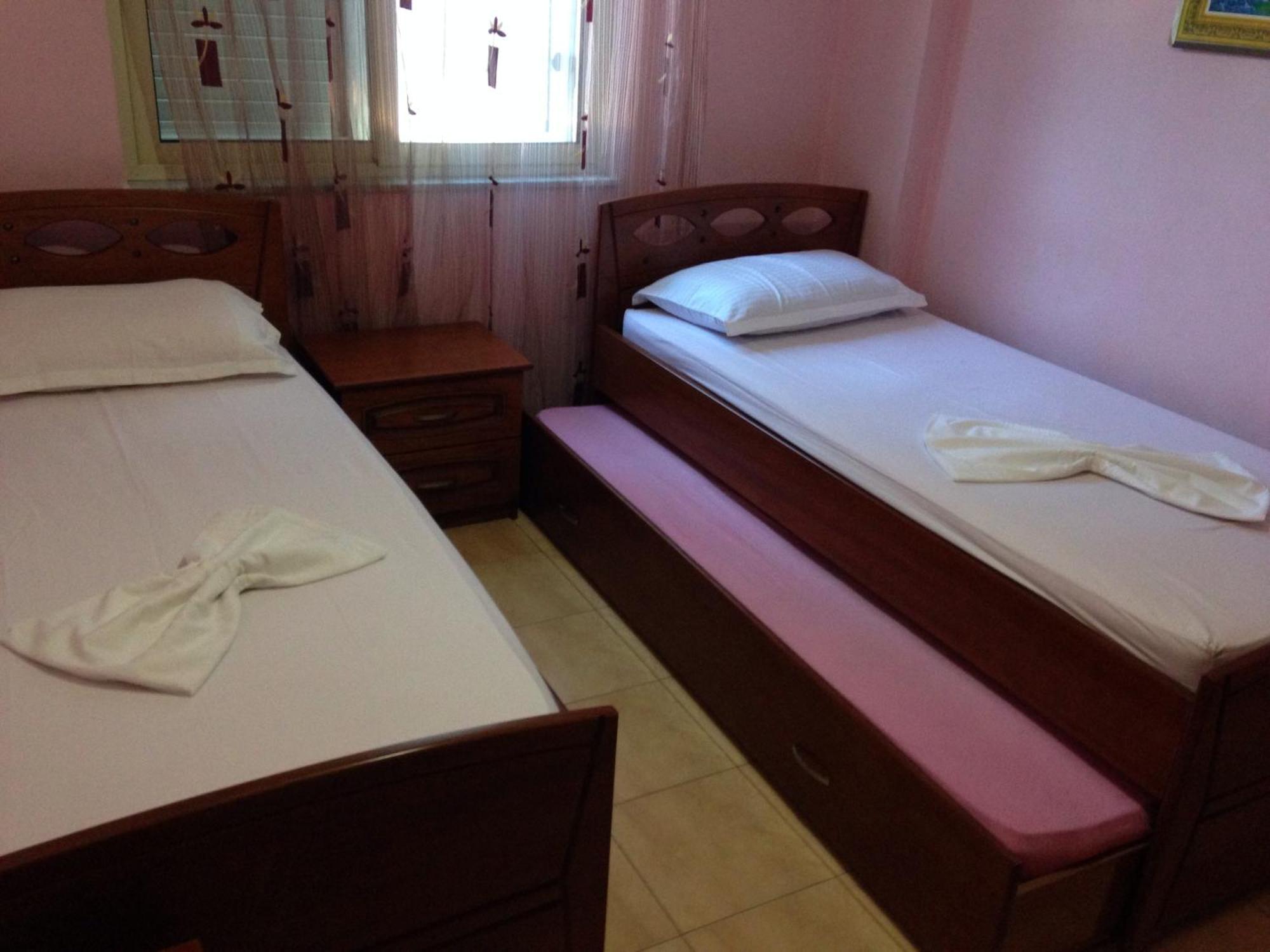 Espana Aparthotel Shkallnur Luaran gambar